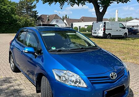 Toyota Auris 2011, Benzin+Füssiggas, 1.6 VVT-i