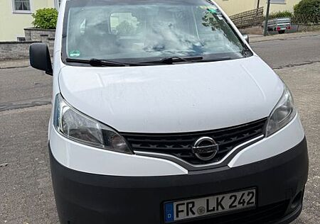 Nissan NV200 mit Campingausbau