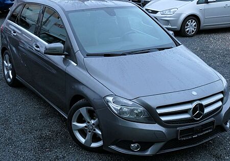 Mercedes-Benz B 180 *NAVI*PDC*LEDER*Klimaautomatik*