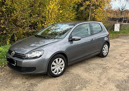 VW Golf Volkswagen 1.4 TSI 90 kW Comfortline