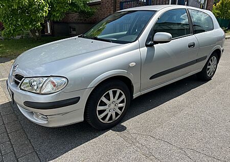 Nissan Almera Comfort 1.8I Comfort