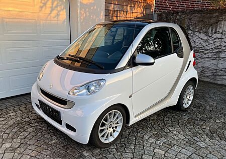Smart ForTwo coupé 1.0 62kW 84PS passion SHZ LMR KLIMA