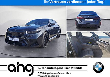 BMW M5 Limousine xDrive AHK Ultimate Package