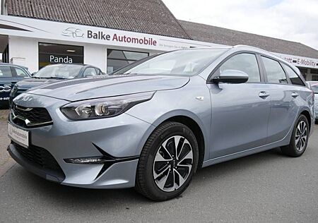 Kia Cee'd Sportswagon Cee´d SW AT SPIN *NAV*SHZG*LHZG*PDC*KAMERA*ALU*U