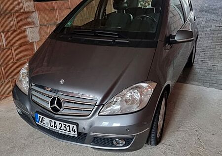 Mercedes-Benz A 160 AVANTGARDE Autotronic AVANTGARDE