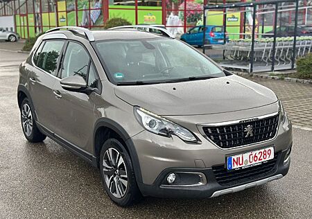 Peugeot 2008 Allure *Automatik*Led*Leder*8x Bereift