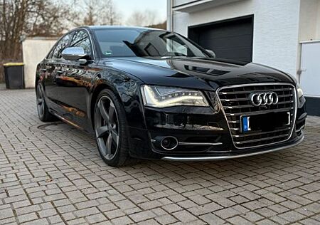 Audi S8 4.0 TFSI tiptronic quattro -