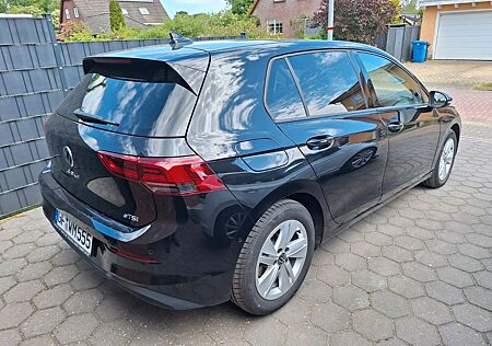 VW Golf Volkswagen 1.5 eTSI 96kW DSG Kamera LED Navi