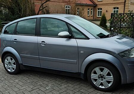 Audi A2 1.4 -