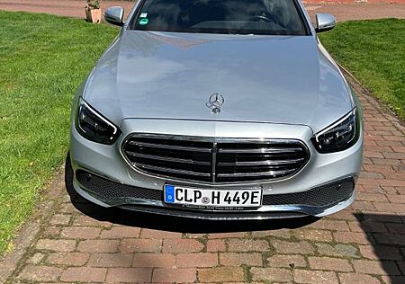 Mercedes-Benz E 300 e T Autom. -