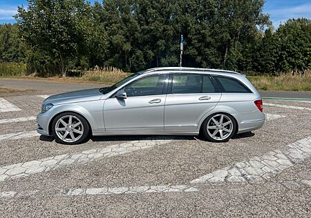 Mercedes-Benz C 250 C - T-Modell 8 x bereift Avantgarde