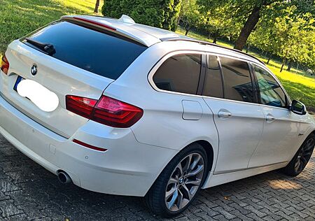 BMW 535d xDrive Touring A Modern Line Modern Line