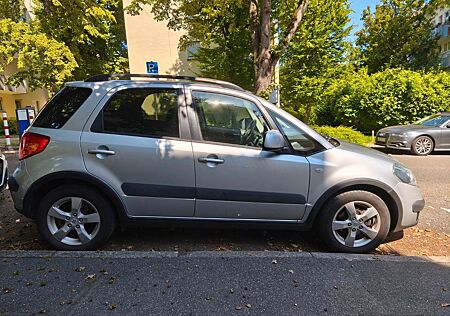 Suzuki SX4 1.6 VVT 2WD Comfort Automatik Benzin