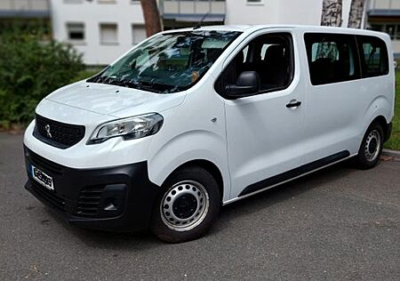 Peugeot Expert 9 Sitzplätze