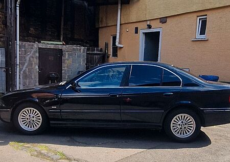 BMW 523i e39