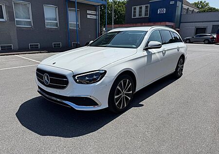 Mercedes-Benz E 300 de T Autom.