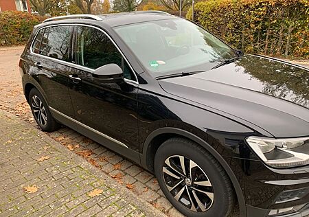 VW Tiguan Volkswagen 1.5 TSI ACT OPF IQ.DRIVE / TÜV GANZ NEU!