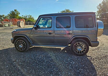 Mercedes-Benz G 500