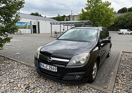Opel Astra Caravan 1.6 Twinport 77kW - Benzin + LPG