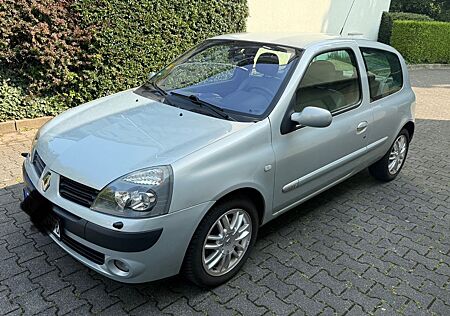 Renault Clio II Luxe*Automatik*Xenon*Shz*Klima*Tempo*HU