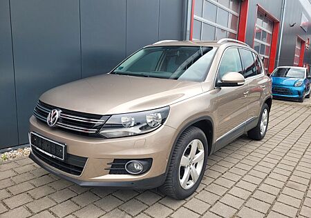 VW Tiguan Volkswagen 2.0 TDI Sport& Style 4Motion DSG Navi PDC