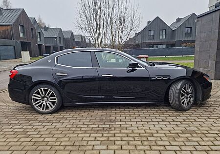 Maserati Ghibli 3.0 V6 350HP GranLusso GranLusso