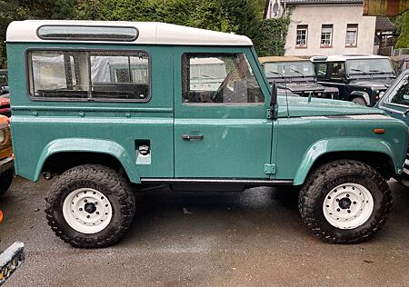 Land Rover Defender 2.Hand! Top!