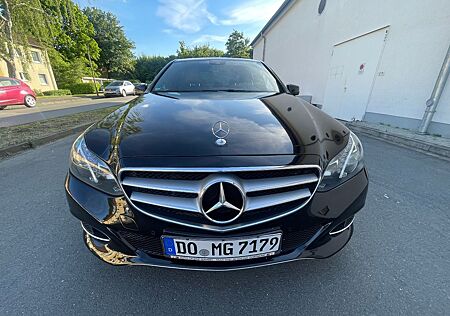 Mercedes-Benz E 220 E -Klasse Lim. BlueTec