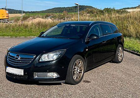 Opel Insignia Sports Tourer 2.0 CDTI mit Standheizung