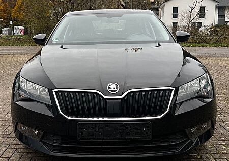 Skoda Superb Lim1,6 *1Hand* Euro6 *Temp *PDC*SH-gepfl