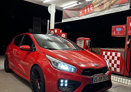 Kia Cee'd / Ceed 1.6 T-GDI GT