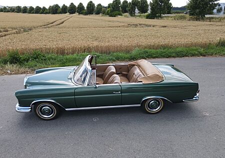 Mercedes-Benz 220 SEb Cabrio Automatik TÜV neu