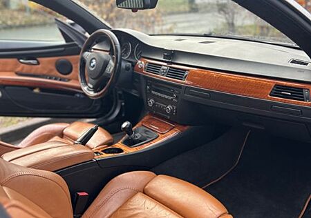 BMW 325i Cabrio INDIVIDUAL TÜV Öl Bremse