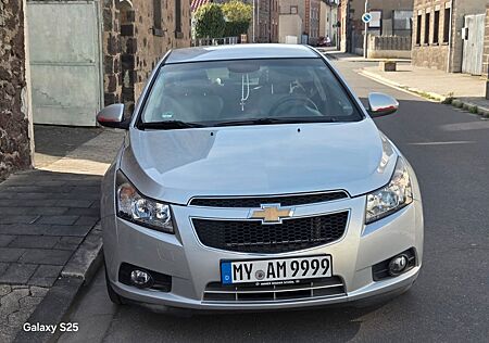 Chevrolet Cruze 1.8 LT AT Benziner LT
