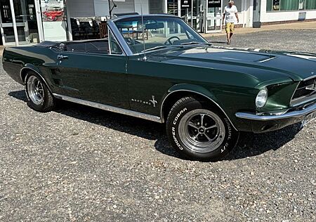 Ford Mustang Cabrio 6390 ccm Big Block 390 er