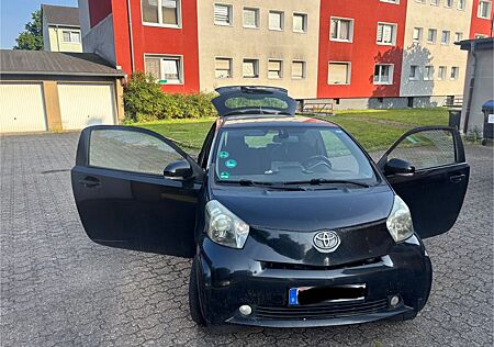 Toyota iQ 1,4-l-D-4D -