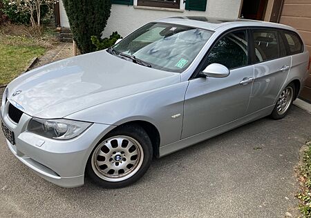 BMW 320i E91 touring