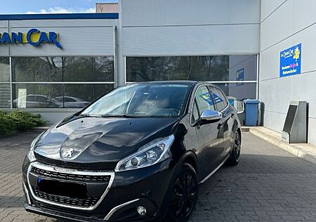 Peugeot 208 1.2 Allure PureTech 110 EAT6 S & S 8 Räder