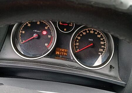 Opel Zafira 1.9 CDTI 88kW -