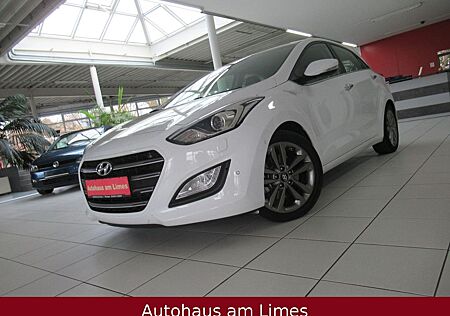 Hyundai i30 Lim. Premium Navi Teilleder Xenon Kamera PDC