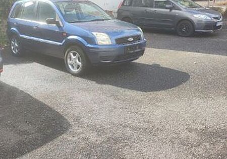 Ford Fusion 1,4 16V + +