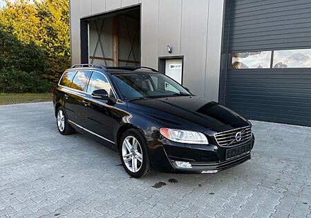 Volvo V70 gebraucht kaufen Volvo V70 D5 Kombi Momentum AUTOM+NAVI+TÜV NEU AHK