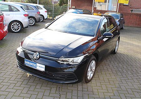 VW Golf Volkswagen VIII Lim. Life eTSI* EZ2022*Navi*DSG*LED*