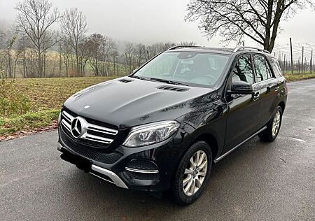 Mercedes-Benz GLE 350 d 4MATIC - Luftfahrwerk, Offroad-Paket