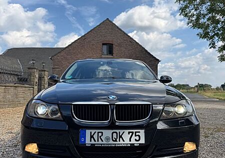 BMW 320 TOP GEPFLEGT Auto. Service neu Schiebedach Xen.