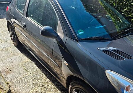 Peugeot 206 1.1 60 -