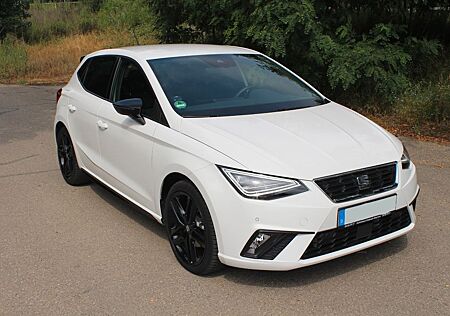 Seat Ibiza 1.0 TSI 85kW FR Black Edition FR Black...