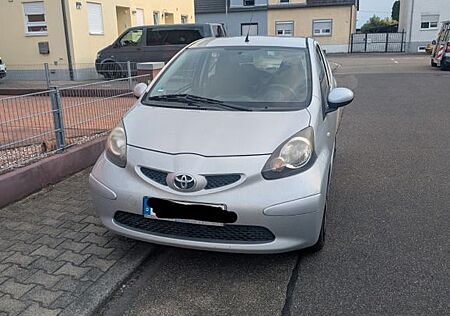 Toyota Aygo (X) Aygo (X) 1,0 -