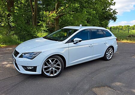 Seat Leon ST 1.4 TSI ACT FR------ TÜV HU NEU