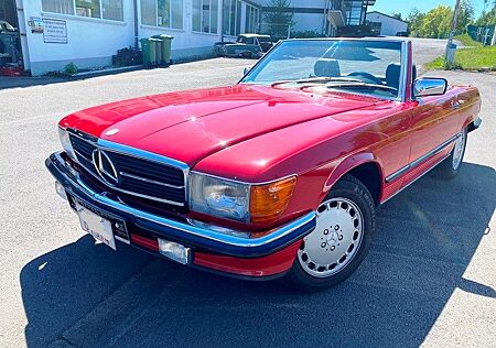 Mercedes-Benz SL 560